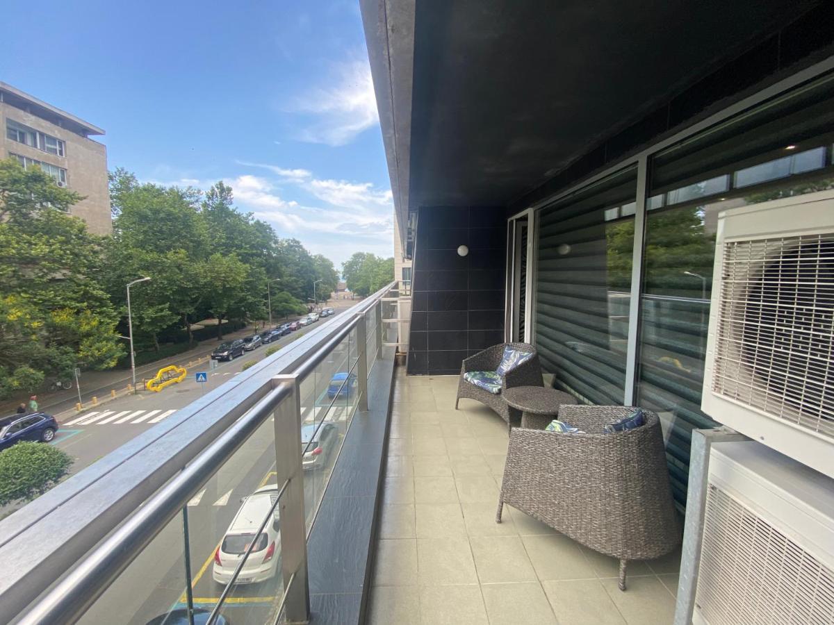 Luxury Apartments Burgas Esterno foto