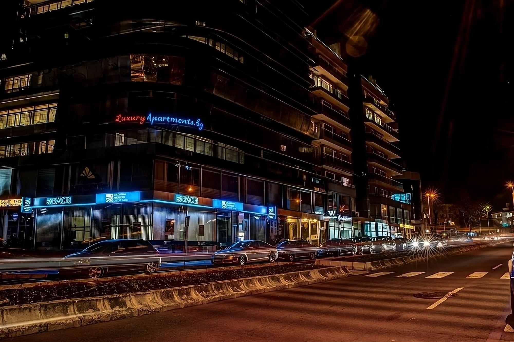 Luxury Apartments Burgas Esterno foto